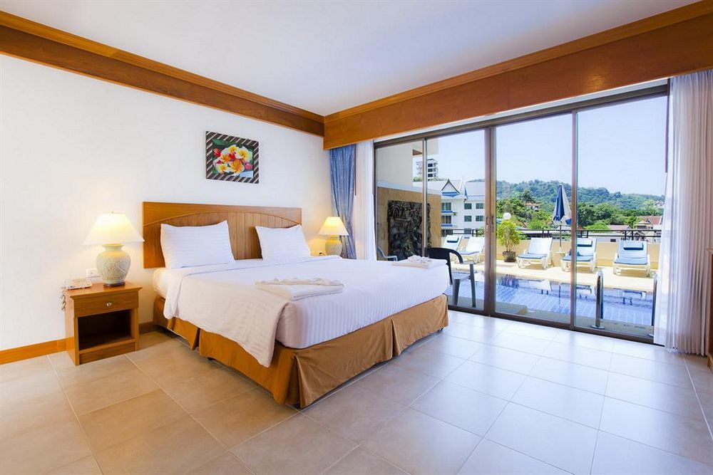 Jiraporn Hill Resort Patong Esterno foto